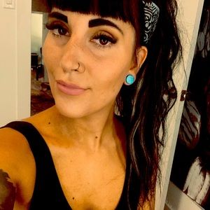 Meet your Posher, Shawna